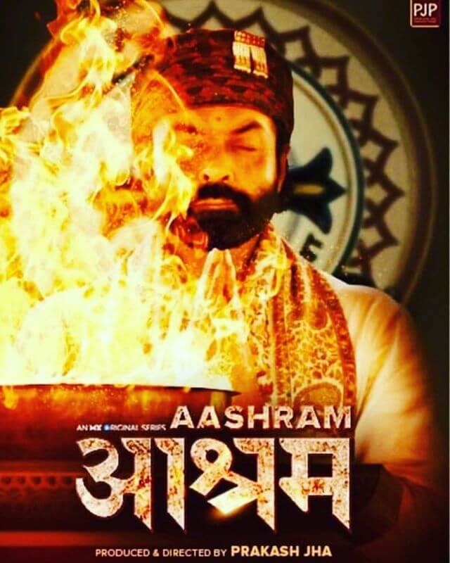 Aashram Web Series Review Pakaoo
